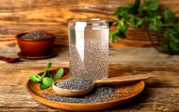 برای لاغری دانه چیا مصرف می‌کنید؟ پس این مطلب را حتما بخوانید

