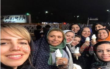 سلفی بانوان هنرمند در حال خوردن بستنی قیفی درمشهد! (عکس)