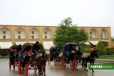میدان نقش جهان اصفهان- باران