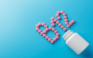میزان نیاز به ویتامین B12 در سنین مختلف