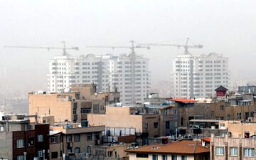 گردوخاک و باد شدید در تهران