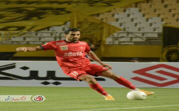 یحیی هم چنان چشم انتظار درخشش ستاره ملی پوش پرسپولیس