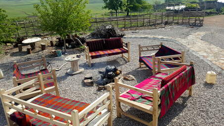 اقامتگاه بوم‌گردی «سابات» در روستای زیبای(شکوفه‌های بادم) کانی‌کُچکینه 