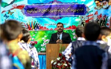 وزیر ارتباطات: سرویس «۶، ۵، ۴» در اختیار دانش آموزان قرار می‌گیرد