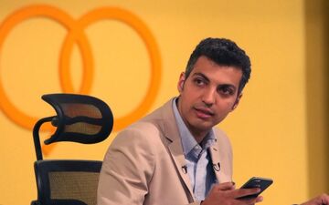 عادل فردوسی پور و پیمان معادی روی فرش قرمز 