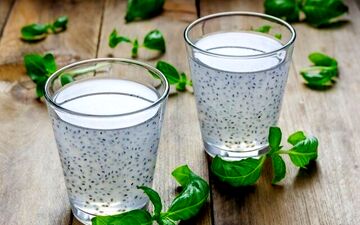 چگونه با تشنگی هنگام روزه‌داری مقابله کنیم؟
