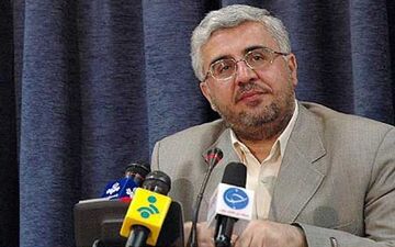 صندلی ریاست دانشگاه آزاد به فرهاد رهبر رسید