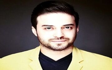 خواننده مطرح پاپ در کنار برج ایفل