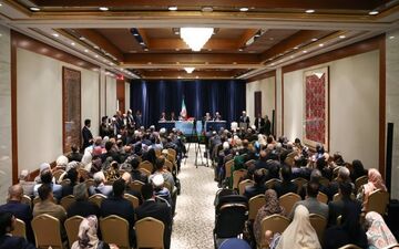 پزشکیان: از همه نخبگان در مسیر ساختن ایران کمک خواهم گرفت

