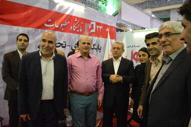 استاندار همدان در غرفه فرتاک نیوز