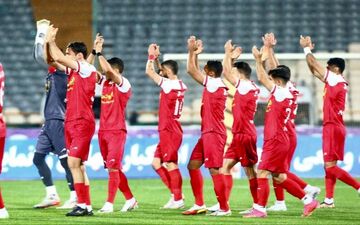 
پرسپولیسی‌ها اعتصاب کردند
