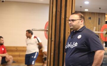 سلیمی: با پاداش 3 میلیاردی برای طلای بازی‌های آسیایی مخالفم