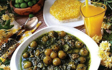 طرز تهیه خورشت گوجه سبز| مزه ش فوق العاده س!