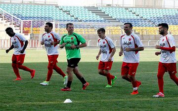 دربی آلمان و غیبت چهار مهره کلیدی/ پرسپولیس با این نفرات به میدان دربی می رود