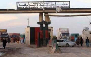 منابع خبری:‌طالبان گمرک اسلام قلعه در مرز ایران را تصرف کردند