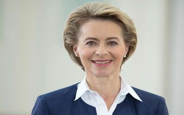 "فون در لاین": اروپا باید توانمندی‌های نظامی خود را گسترش دهد
