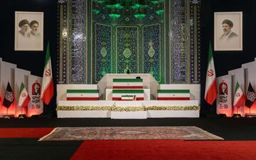 آمریکا مانع حضور ۱۳ کشور در مراسم تشییع قائد امت شد
