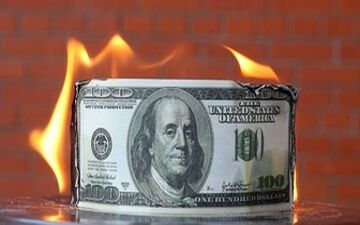  چه‌کسی ترمز دلار را کشید؟