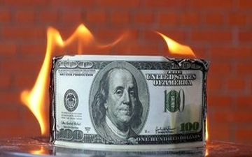  چه‌کسی ترمز دلار را کشید؟