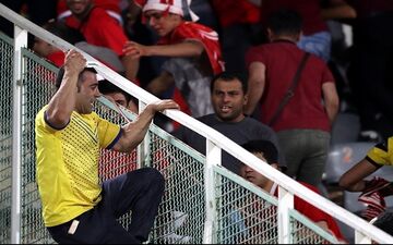  تماشاگر چاقوکش در بازی پرسپولیس - نفت مسجدسلیمان چگونه دستگیر شد؟