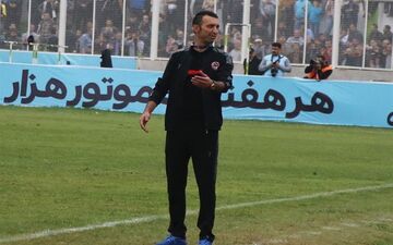 سرمربی استقلالی بدنبال جذب بازیکن تا قبل از بازی با پرسپولیس