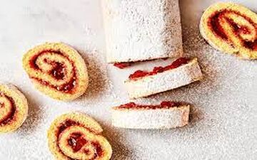 طرز تهیه شیرینی رولت مربایی| بچه ها عاشقشن!