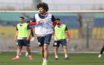 مشتری دست به نقد برای مدافع خارجی پرسپولیس!