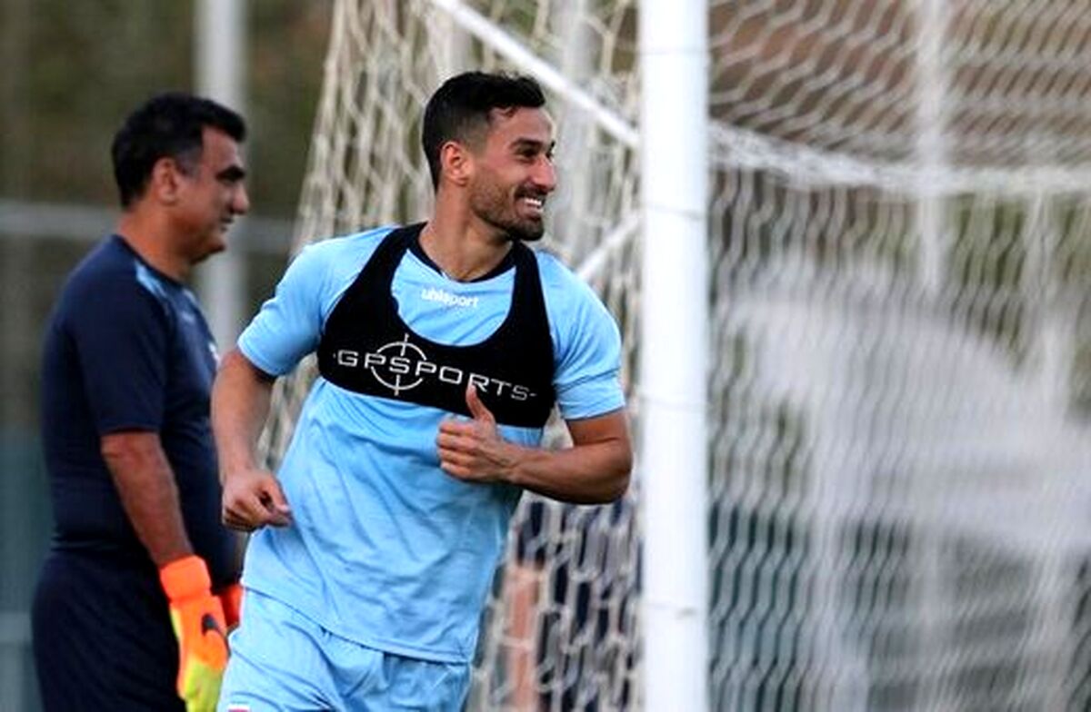 پیشنهاد پرسپولیس‌ به بشار رسن برای تمدید قرارداد