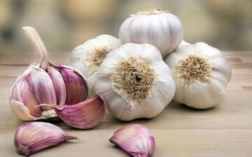 این افراد نباید سیر بخورند