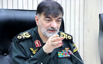 ۳۰ سارق شرور به ضرب گلوله پلیس زمین‌گیر شدند/ مردم همچنان در میدان‌ها باشند