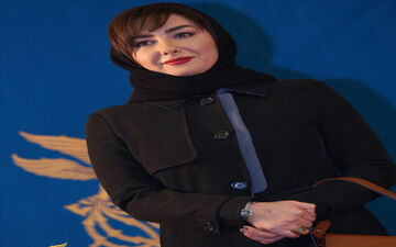 تیپ هانیه توسلی روی فرش قرمز فیلم «مادری»+عکس 