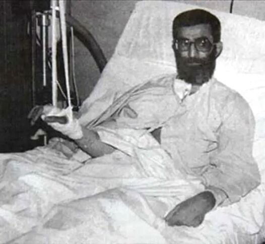 ویدئو / روایت دلتنگی رهبر معظم انقلاب از امام خمینی (ره)؛ ماجرای عکس در اتاق بیمارستان