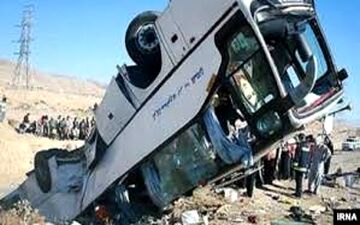 ۲۸ مصدوم براثر واژگونی اتوبوس