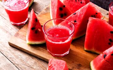 کاهش خطر ابتلا به سرطان با مصرف چهار میوه حیات بخش 