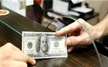  قیمت خرید دلار در بانک‎ها در 5 آذر 97