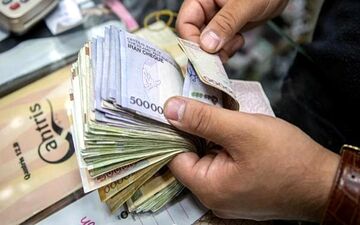  حقوق در سال جدید 10 میلیون تومان کمتر از سبد معیشت است! 
