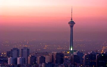 برج میلاد روز جهانی هموفیلی قرمز می شود