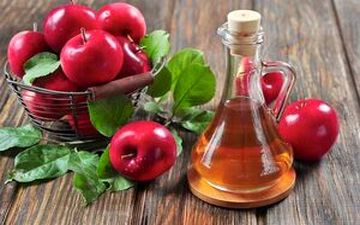 آشنایی با فواید و مضرات سرکه سیب