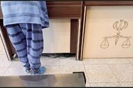 پدری به جرم قتل پسر معتادش پای میز محاکمه رفت