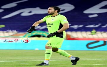 دروازه‌بان پرحاشیه پرسپولیسی دوباره به قلعه رسید!!