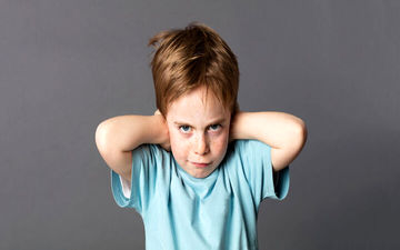 با کودک لجباز چه کنیم؟

