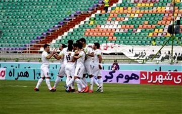  گلزن‌ترین مدافع لیگ امیدها فیکس ذوب می‌شود