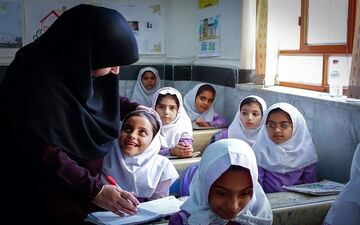 چه تعداد معلم امسال استخدام می‌شوند؟