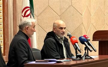 هیچ عاملی به اندازه شوک نرخ ارز در دامن زدن به تورم ایران مؤثر نیست