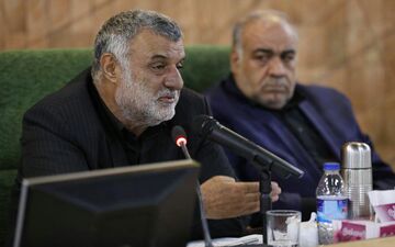 اشتغال و محدودیت آب، دو چالش اصلی در کشور است/ توسعه گلخانه ها در استان مد نظر قرار گیرد