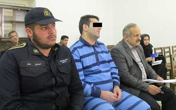 گفتگو با یک اعدامی / اسمش را با ماژیک روی دستش نوشتند 