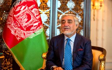عبدالله عبدالله: از طالبان می‌خواهیم تا به خشونت پایان داده و برای صلح تلاش کند
