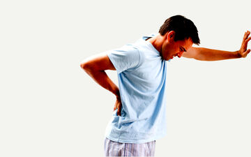 نقش قهوه در کاهش یا تشدید کمردرد