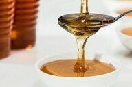 میزان مصرف روزانه عسل مشخص شد؛ چند قاشق بخوریم؟