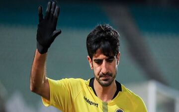 حسینی فصل بعد هم در سپاهان می‌ماند
